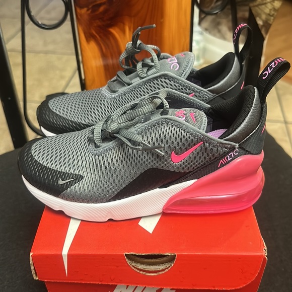 Nike Air Max 270 Girls - Picture 2 of 6